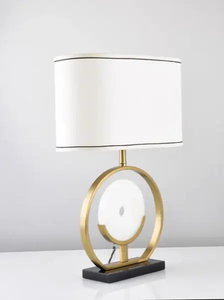 Classic table lamp-white and gold